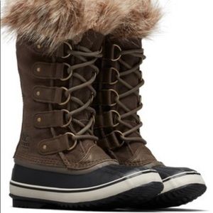 Sorrel Joan of arctic snow boot